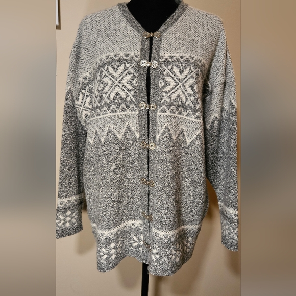 Vintage Sweater Cardigan Gorgeous Wool Blend Unique knit ornate buttonVTG Canada - Picture 2 of 10